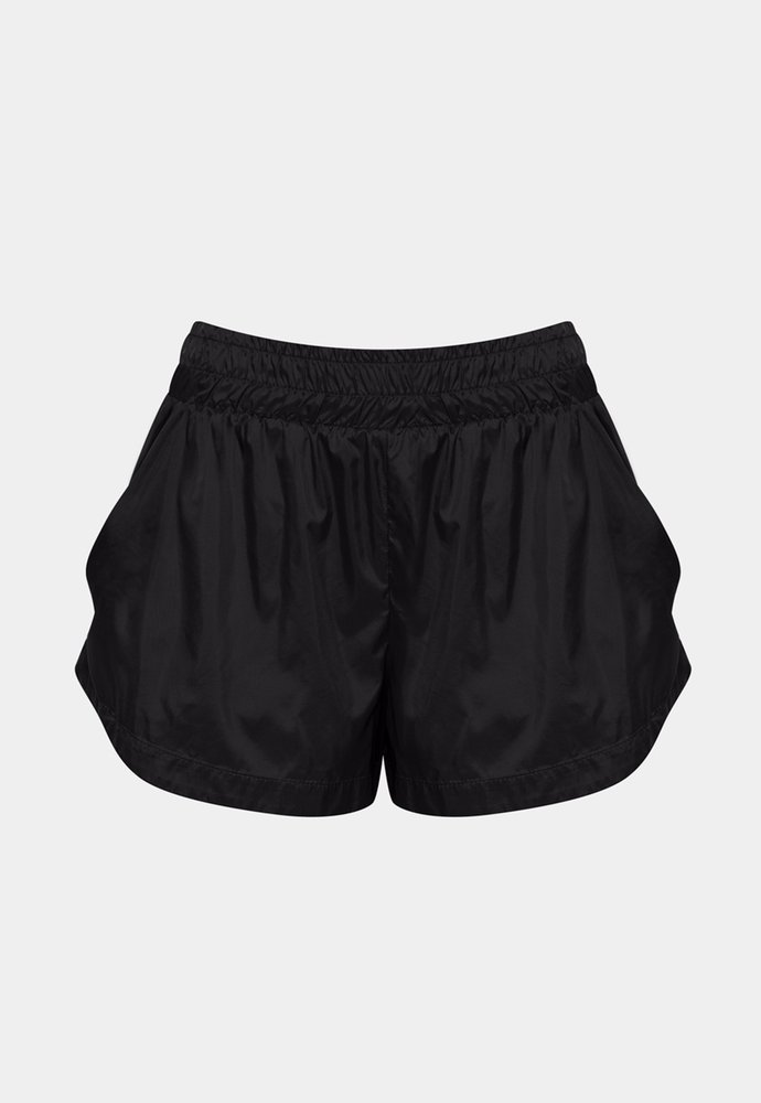 Shorts Parachute Open Air Preto da Forlegs vista de frente